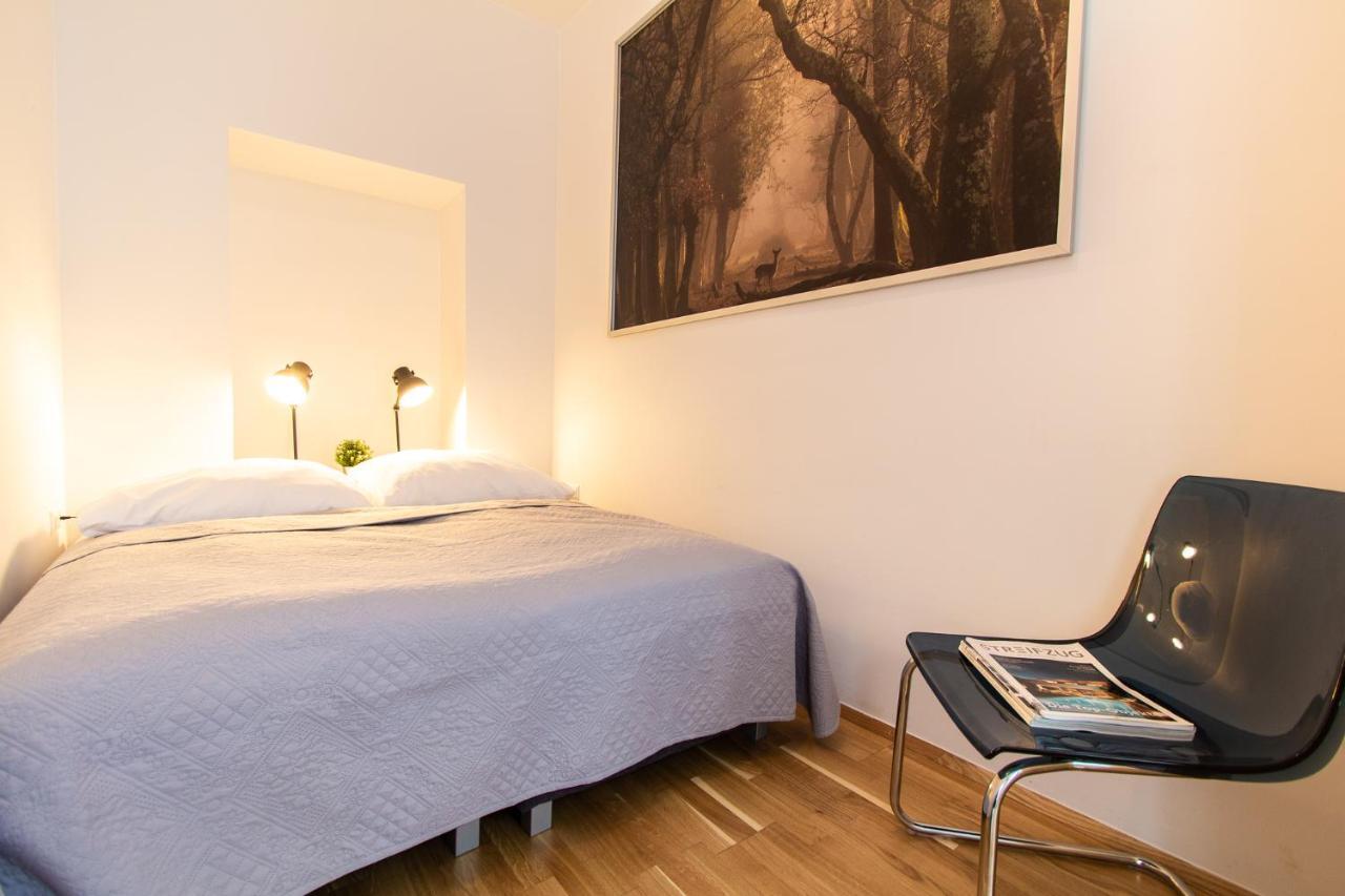 Apartment Familienplatz I Contactless Check-In Виена Екстериор снимка