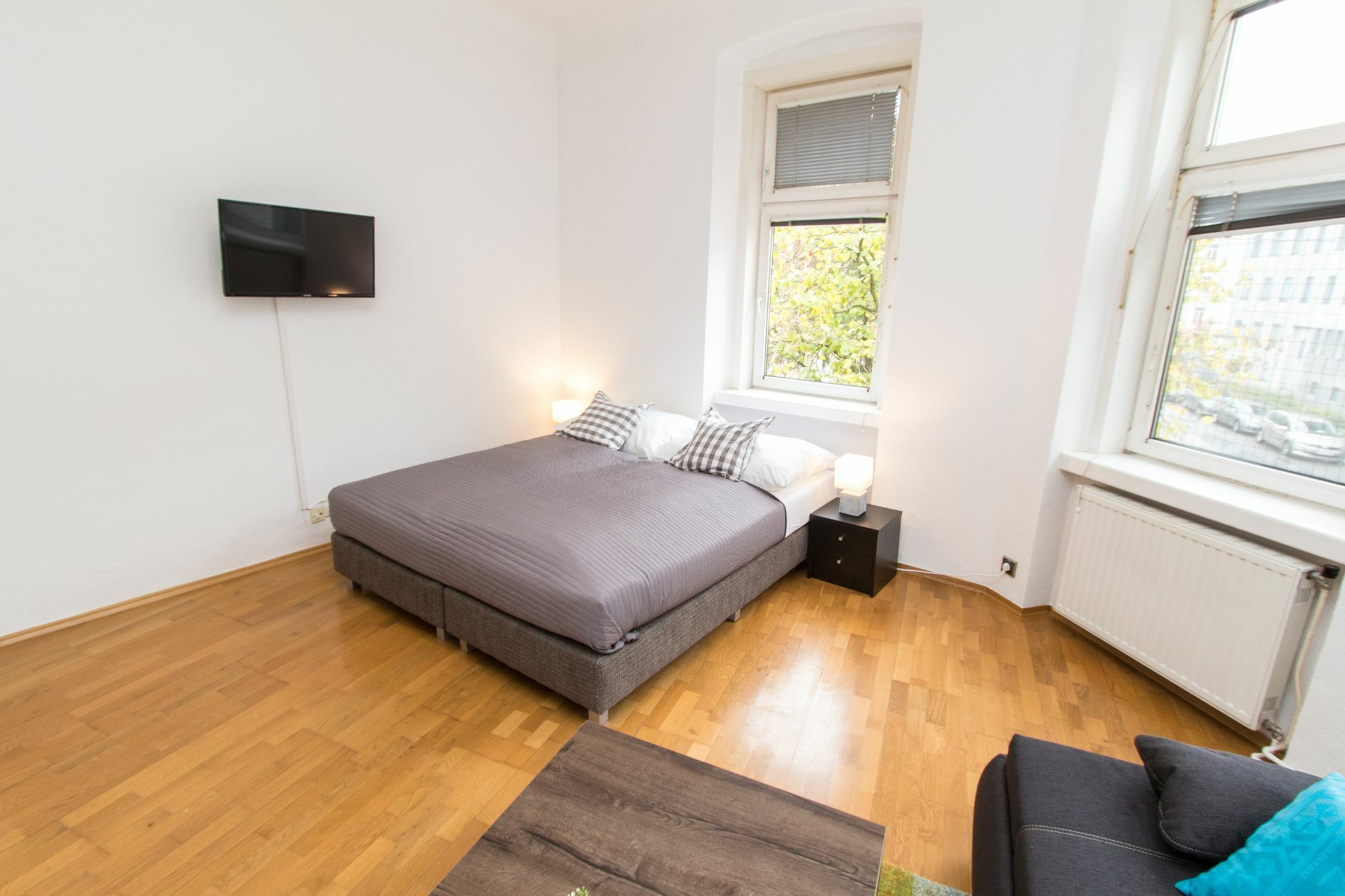 Apartment Familienplatz I Contactless Check-In Виена Екстериор снимка